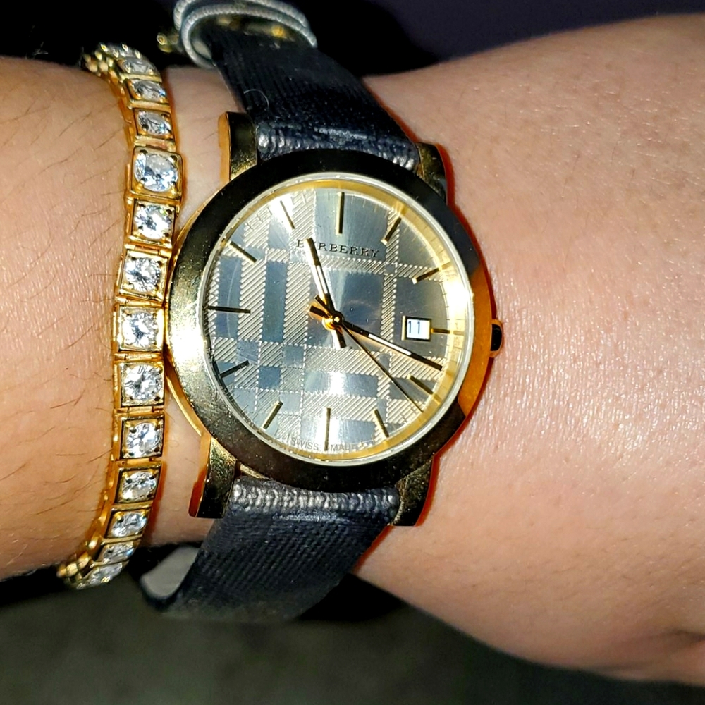Guaranteed authentic unisex Burberry watch